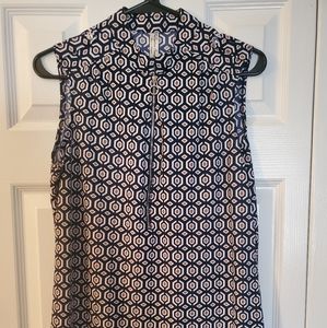 Sleeveless women's blouse size medium